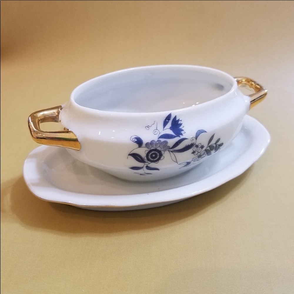 Royal Crown Mini Tureen On a Platter